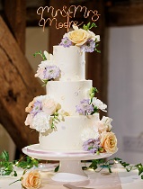 Elegant wedding cake lilac & peach